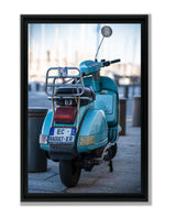 Vespa bleue vintage